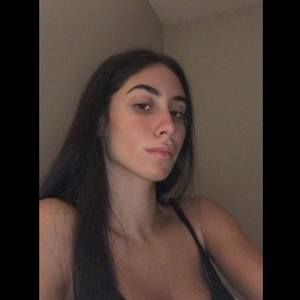 Meet your Posher, Alisha